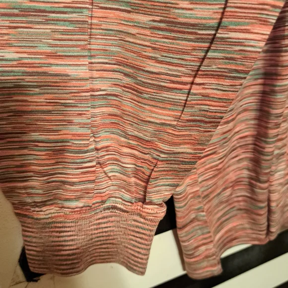 Intimo Multicolor Striped Top - Picture 4 of 7